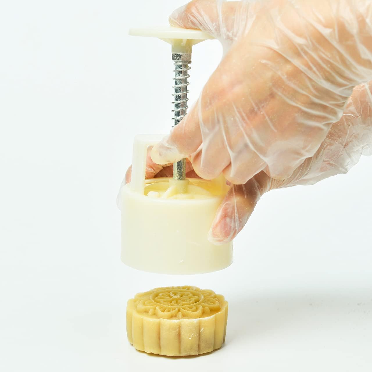 Chinese Traditional Mid-Autumn Mooncake Mold,Biscuit Stamping Machine,18 pcs 100g/125g Different Round And Square Flower Pattern For 2 Sets.