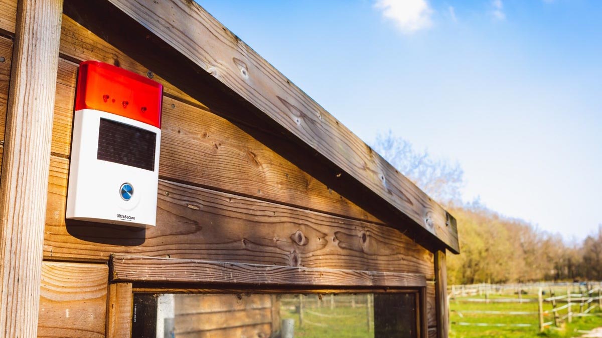 Best Outdoor Siren Alarms - Grand Goldman