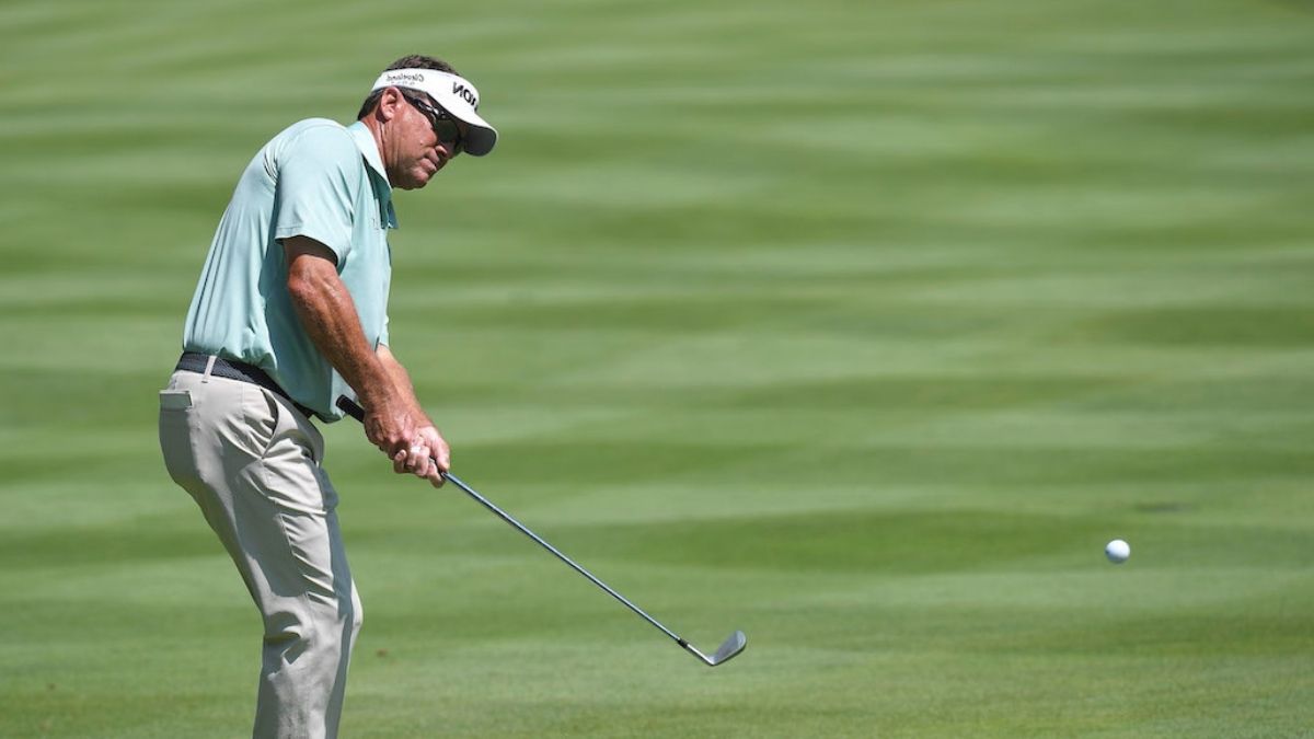 Best Golf Balls for Seniors - Grand Goldman
