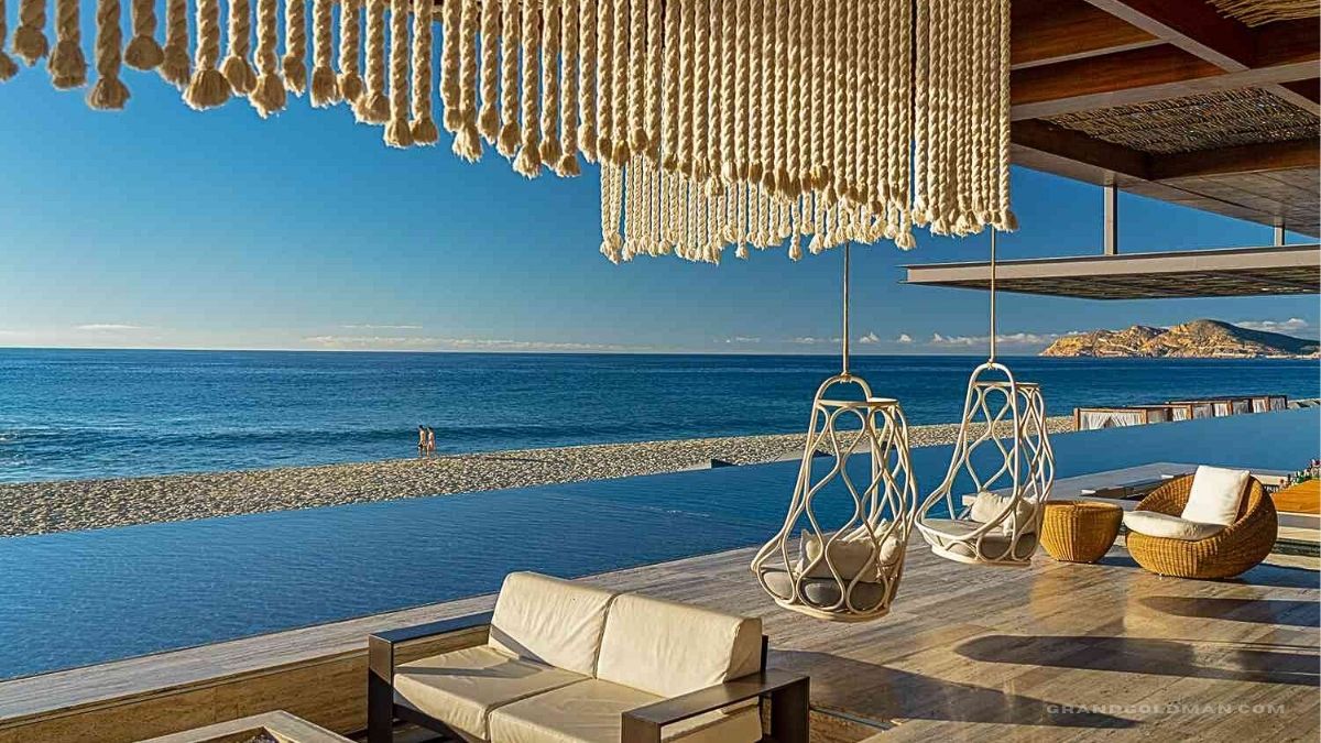 Best Hotels in Cabo with Swimmable Beaches - Grand Goldman