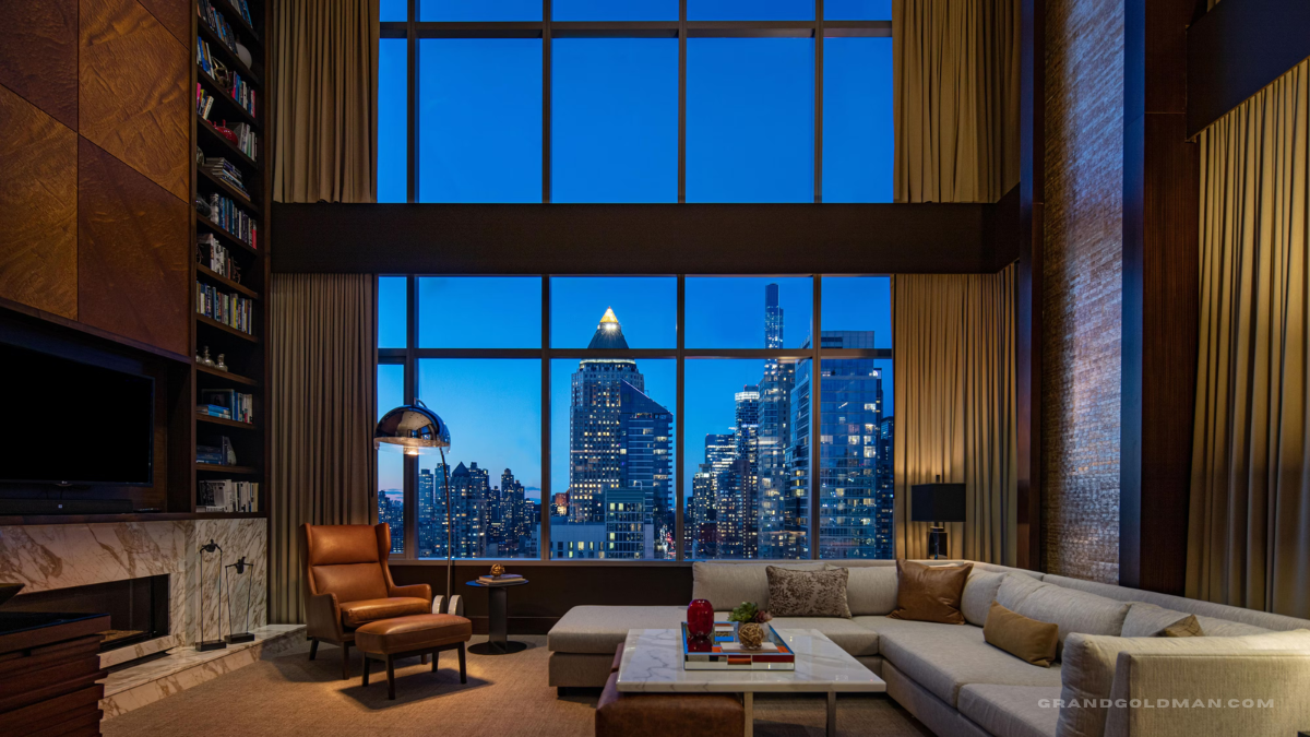 Best Luxury Hotels in NY Times Square for Couples - Grand Goldman