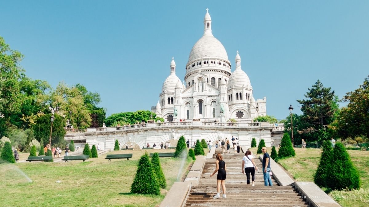 Best Paris Neighborhoods - Grand Goldman