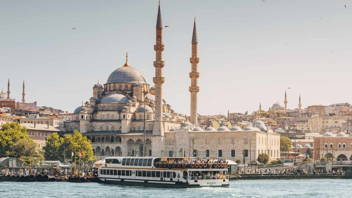Best Places to Visit in Istanbul - Grand Goldman