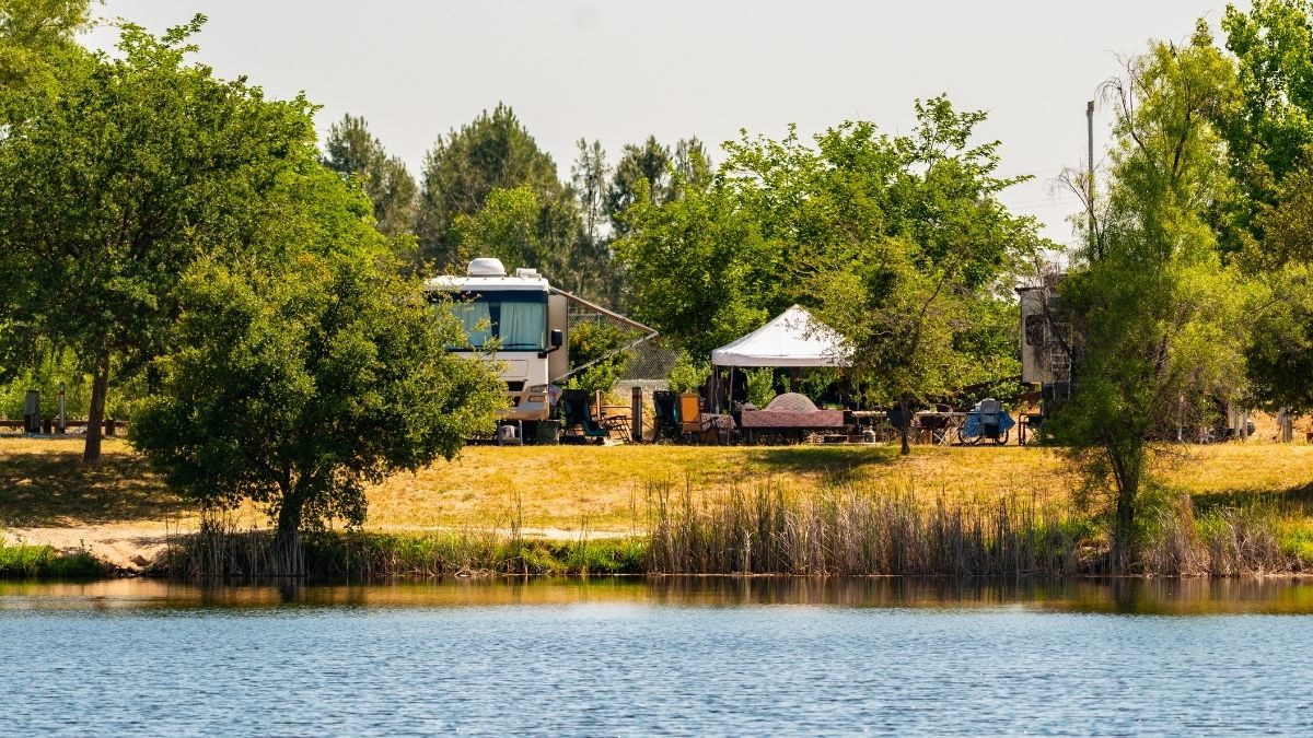 Camping distance from water - Grand Goldman