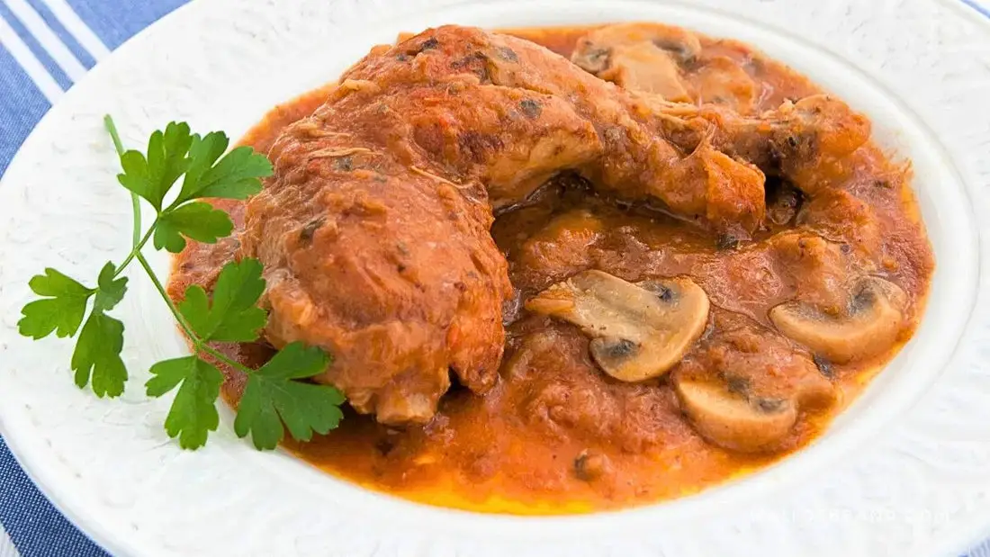 Chicken Mushrooms Stew easy step by step recipe - Walfosbrand.com