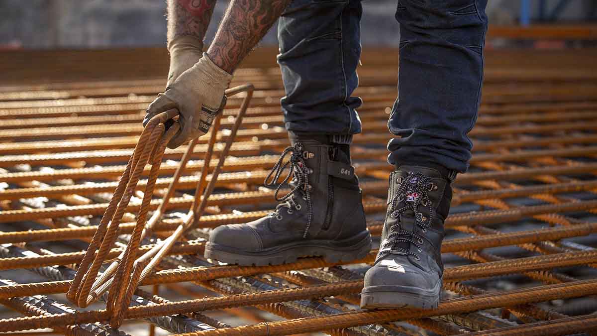 Best Work Boots for Plantar Fasciitis - Grand Goldman