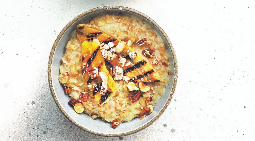 Plant-Based Milk Oatmeal with Banana and Nuts - Walfosbrand.com