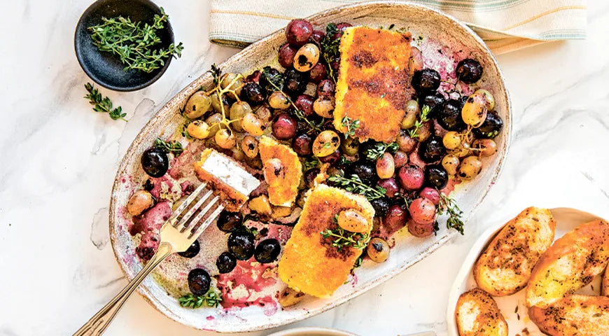 Roasted Feta with Grapes and Honey: A Sweet and Savory Mediterranean Delight - Walfosbrand.com