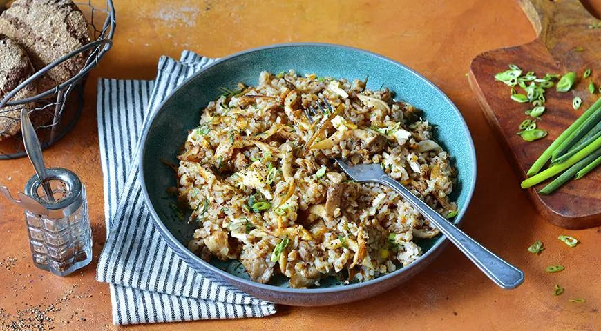 Mushrooms with Buckwheat in a Pan: A Hearty Russian Comfort Dish - Walfosbrand.com