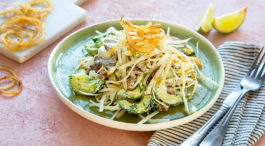 Meat Salad with Fried Onions and Daikon – A Tashkent-Inspired Delight - Walfosbrand.com