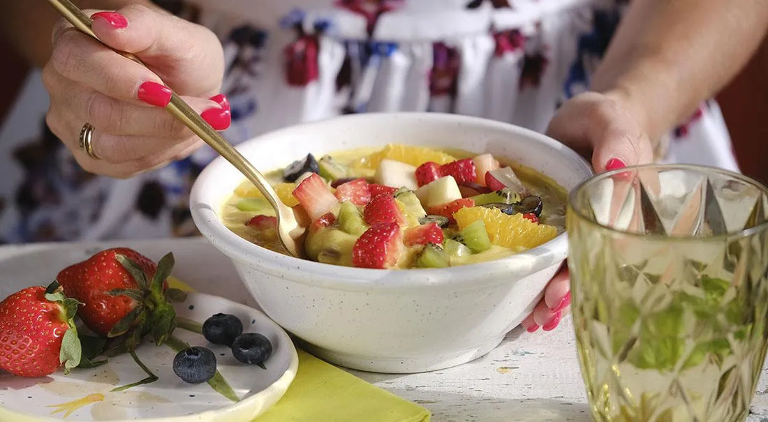 Fruit Soup with Plant Milk: A Refreshing Vegan Dessert - Walfosbrand.com