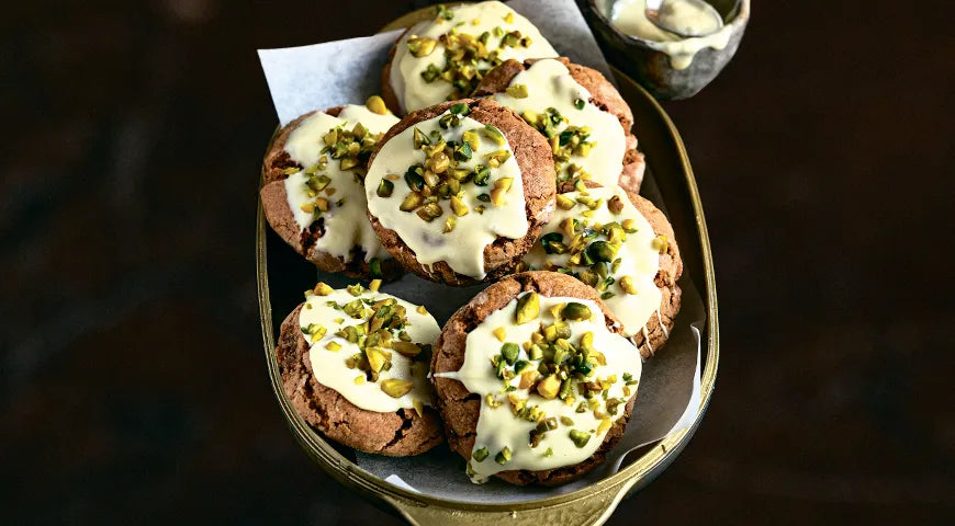 Gingerbread Cookies with Pistachios - Walfosbrand.com