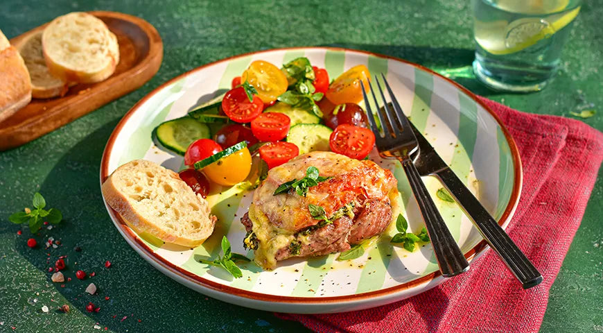 Oven-Baked Turkey with Tomatoes and Pesto - Walfosbrand.com