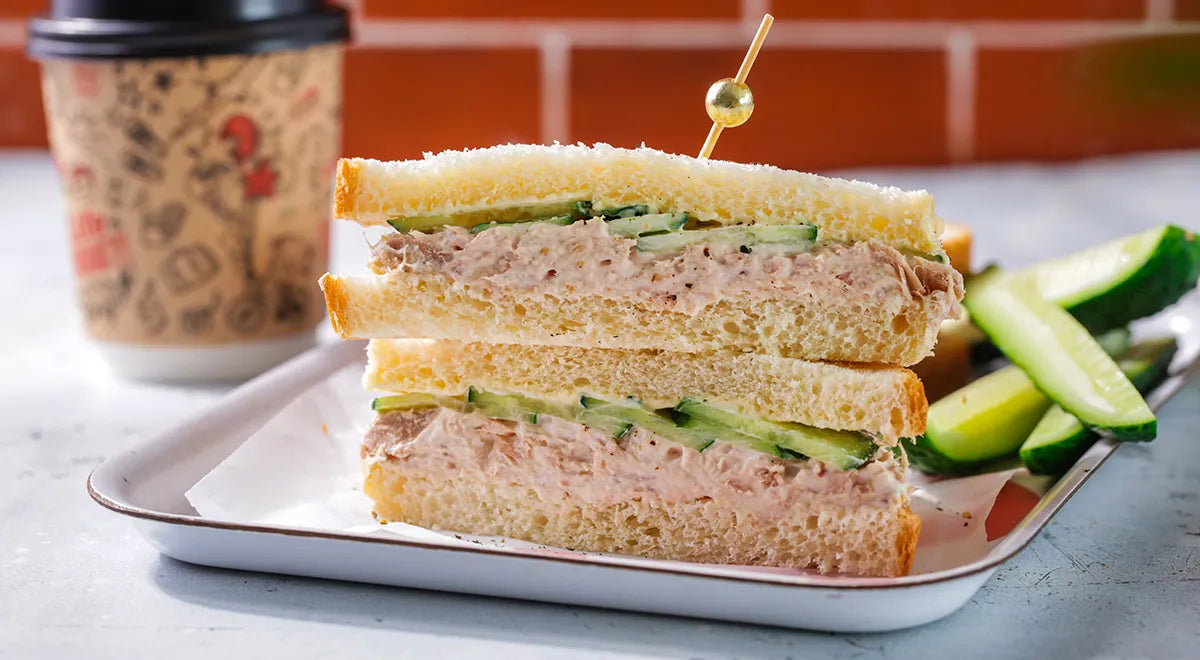 Tuna and Cucumber Sandwich (Бутерброд с тунцом и огурцом) - Walfosbrand.com