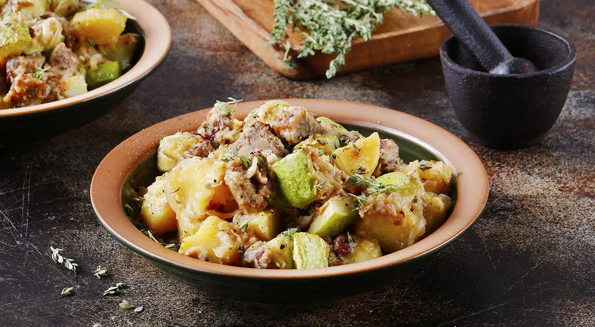 Quick Braised Potatoes with Meat and Zucchini - Walfosbrand.com