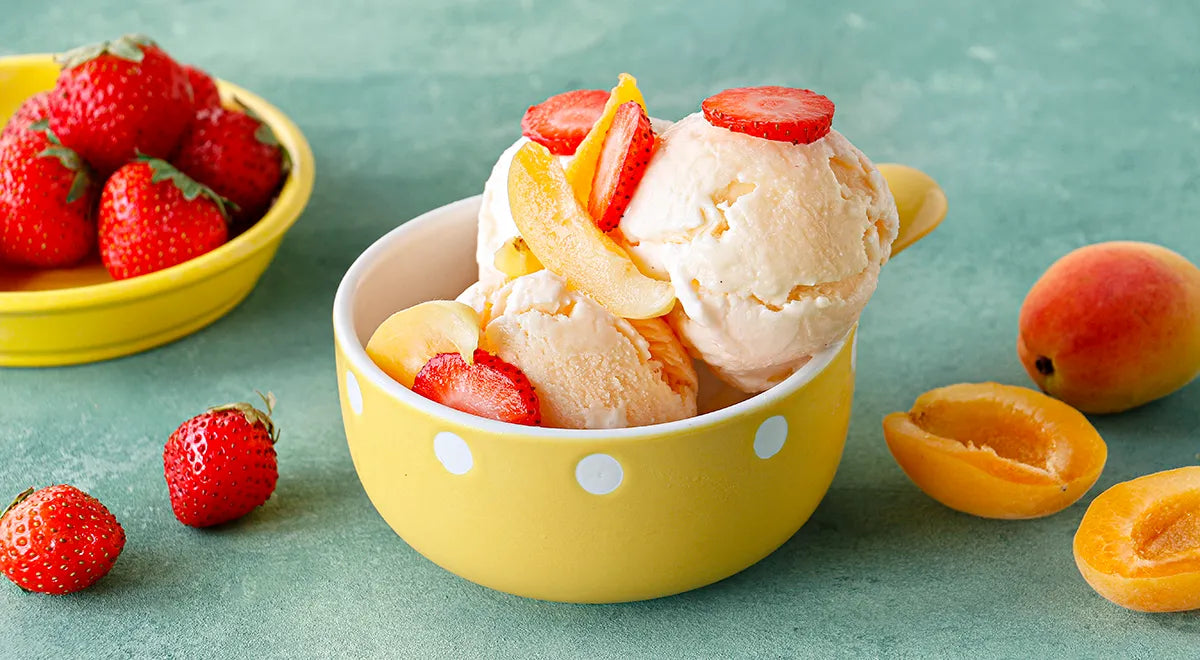 Velvet Vanilla Bean Ice Cream: A Classic Cream and Milk Recipe - Walfosbrand.com