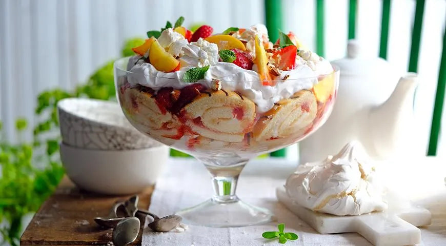 Eton Mess Trifle - Walfosbrand.com