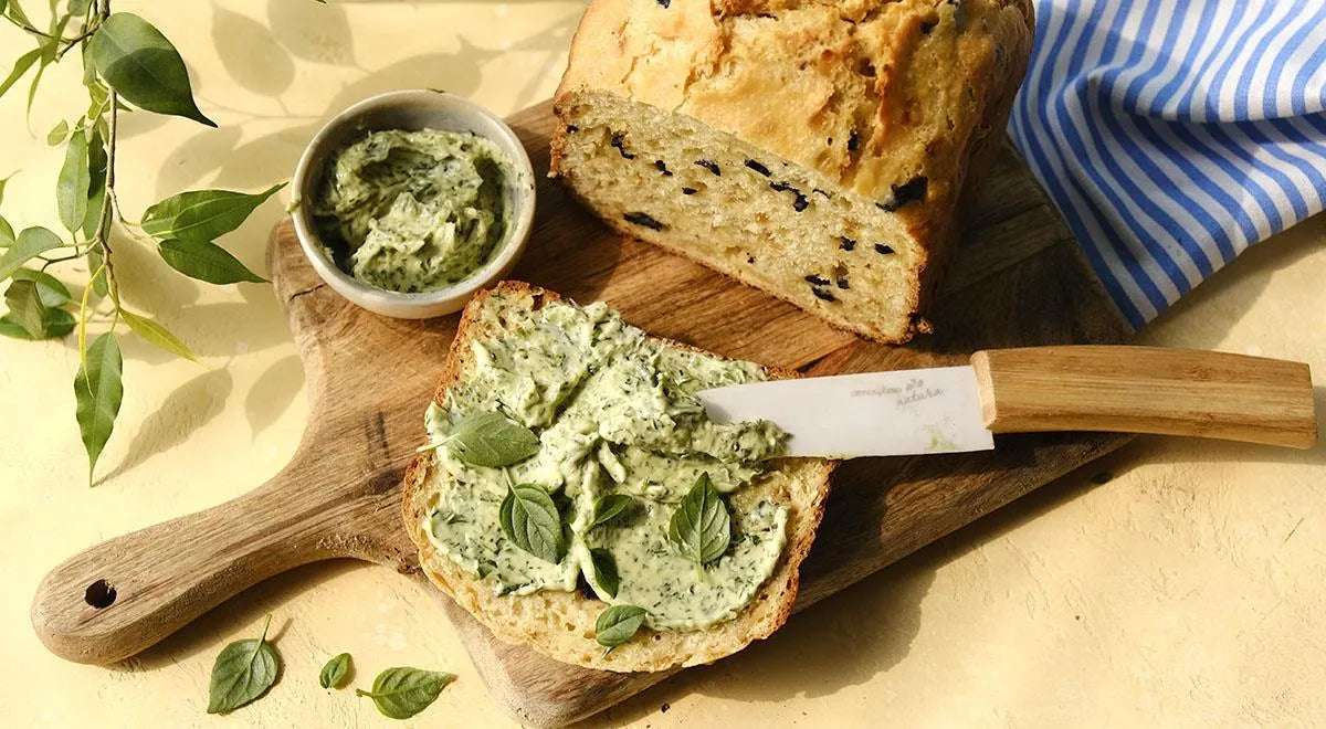 Savory Bread Machine Cake with Onion and Olives - Walfosbrand.com