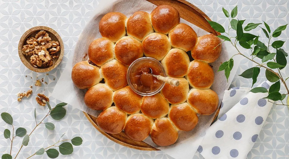 Chamomile Buns with Jam and Nuts - Walfosbrand.com