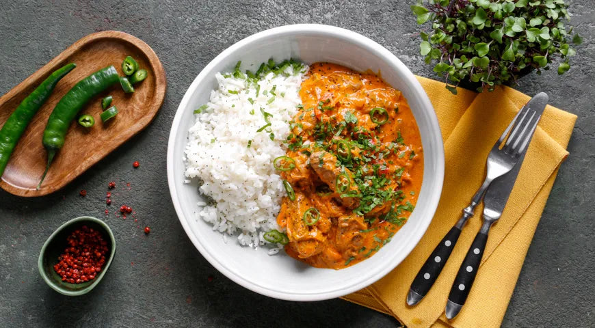 Beef Goulash with Rich Tomato and Sour Cream Gravy (Skillet) - Walfosbrand.com