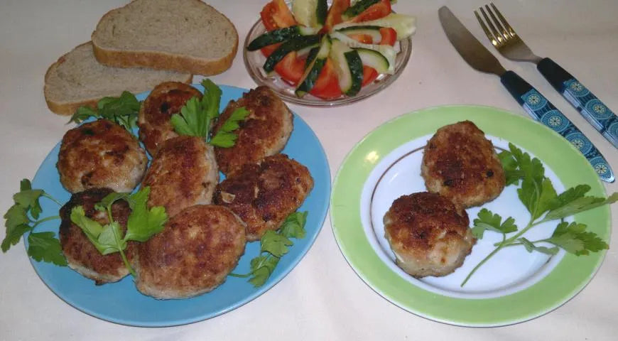 Delicious and Juicy Homemade Pork Cutlets (Spicy Twist) - Walfosbrand.com