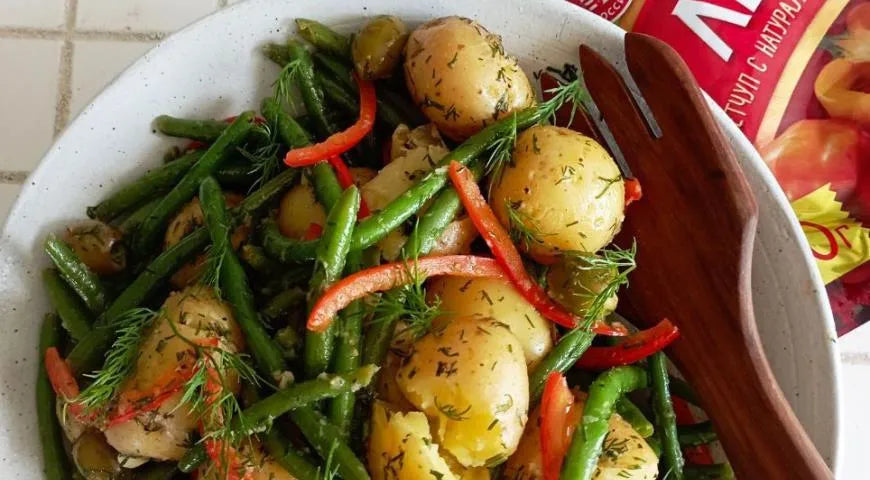 Potatoes with Bell Peppers and Green Beans: A Light and Easy Lunch - Walfosbrand.com