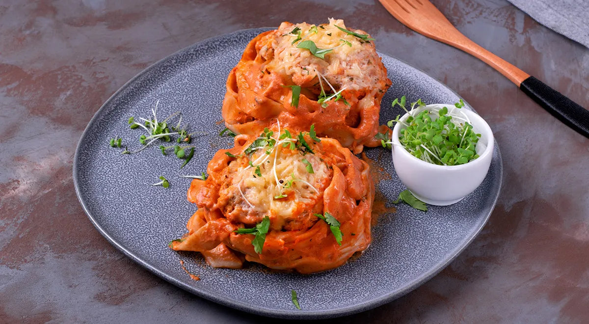Skillet Meat-Filled Pasta Nests - Walfosbrand.com