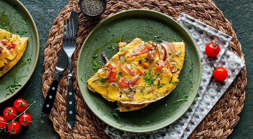 Scrambled Eggs with Tomatoes and Onions - Walfosbrand.com