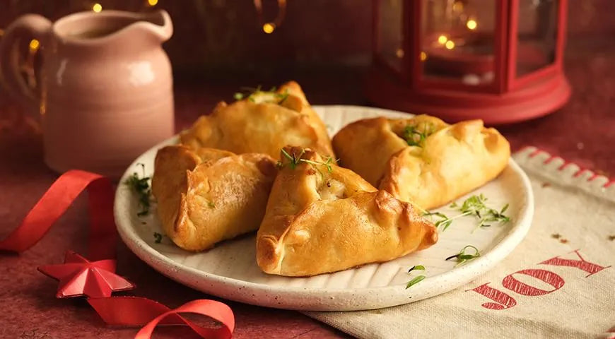 Fish Rasstegai (Open-Faced Pies) – A Russian Classic - Walfosbrand.com