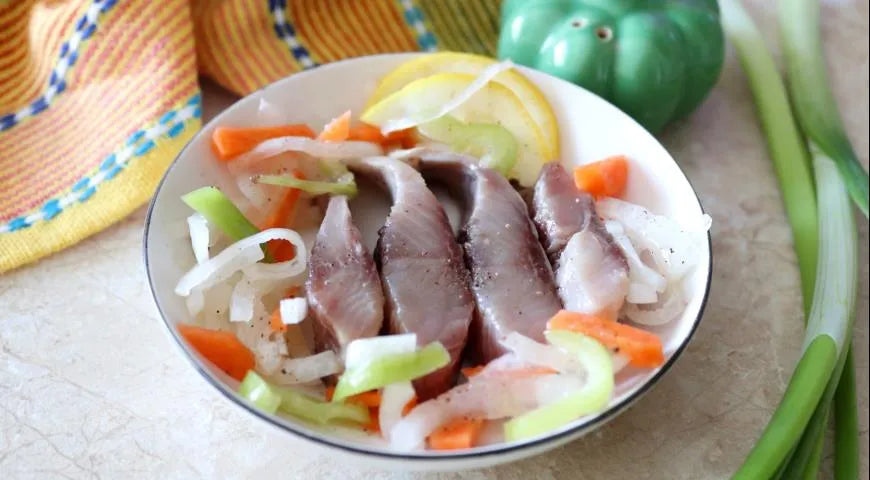 Layered Herring and Vegetable Appetizer: A Russian Classic Reimagined - Walfosbrand.com