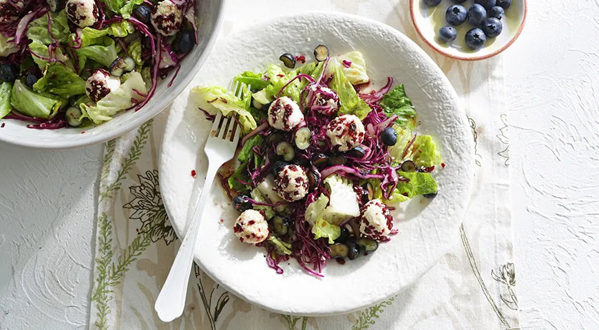 Red Cabbage, Blueberry, and Cheese Ball Salad - Walfosbrand.com