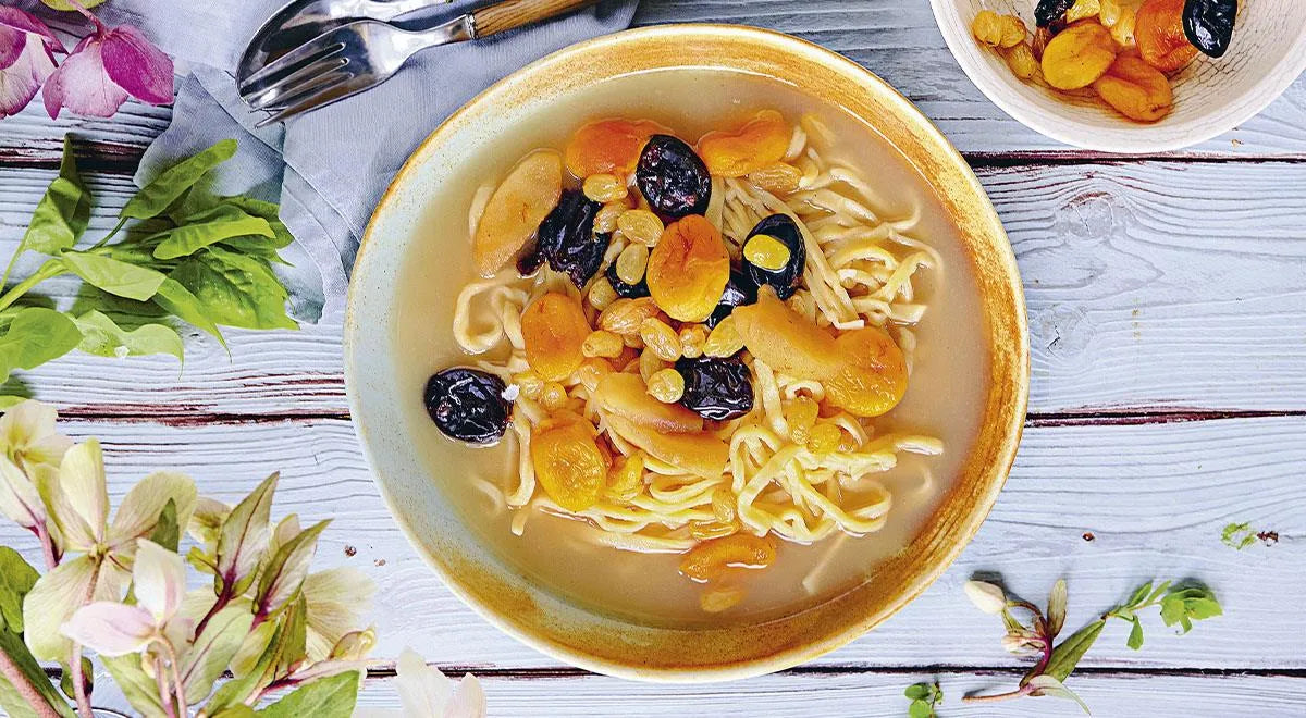 Dried Fruit Soup with Homemade Noodles - Walfosbrand.com