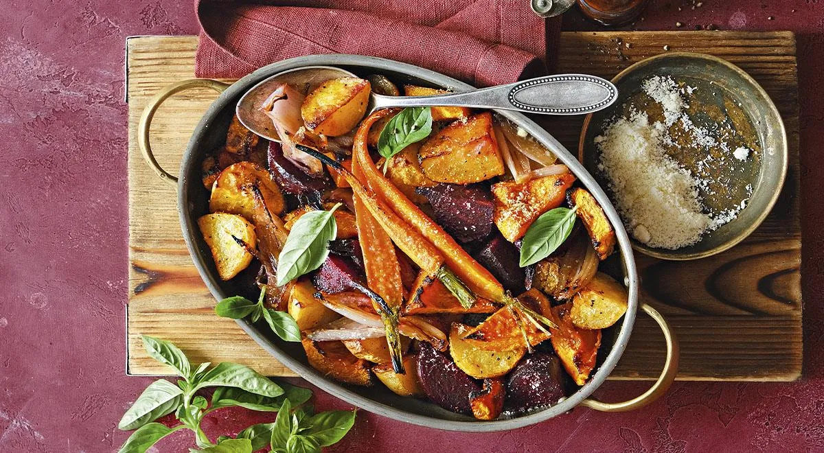 Roasted Potatoes and Vegetables with Parmesan and Basil - Walfosbrand.com
