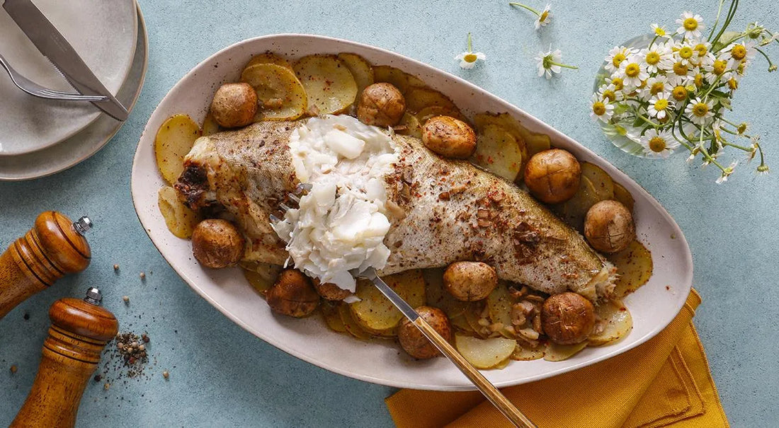 Baked Cod with Potatoes and Mushrooms in a Roasting Bag - Walfosbrand.com