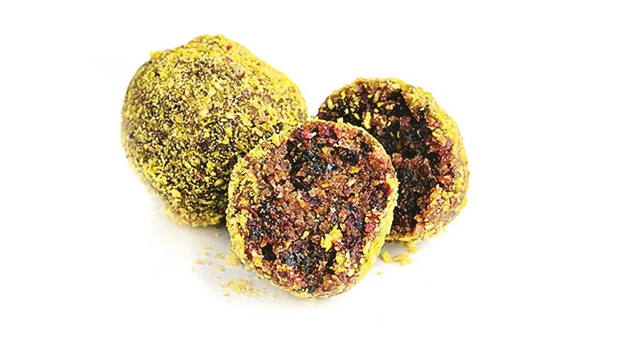 Dried Cranberry and Almond Truffles with Pistachios - Walfosbrand.com