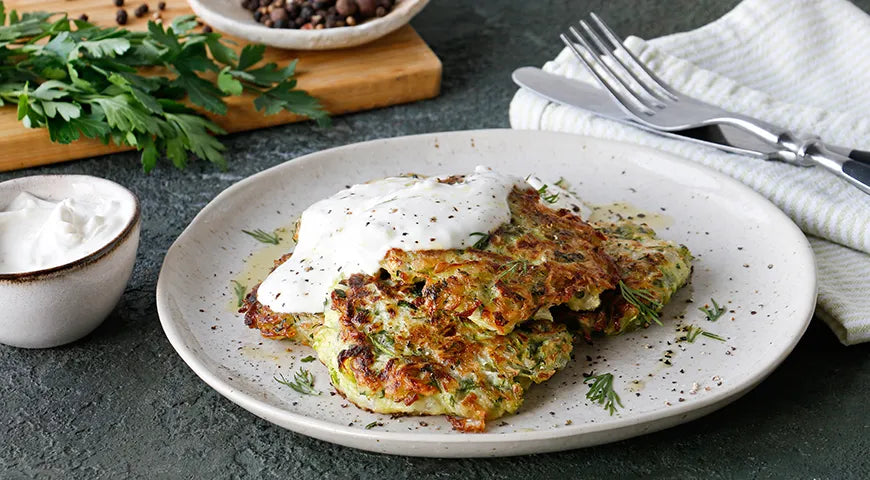 Zucchini Latkes (Draniki) - A Light Summer Breakfast - Walfosbrand.com