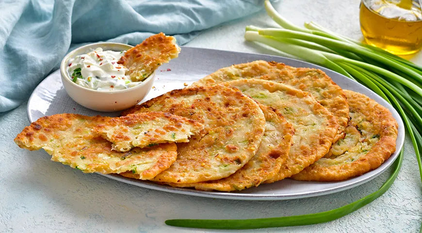 Lenten Onion Flatbreads (Postnye Lepeshki s Lukom) - Walfosbrand.com