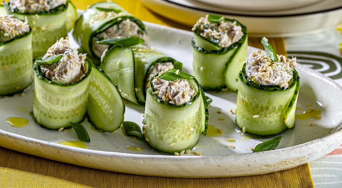 Cucumber Rolls with Cream Cheese and Tuna - Walfosbrand.com