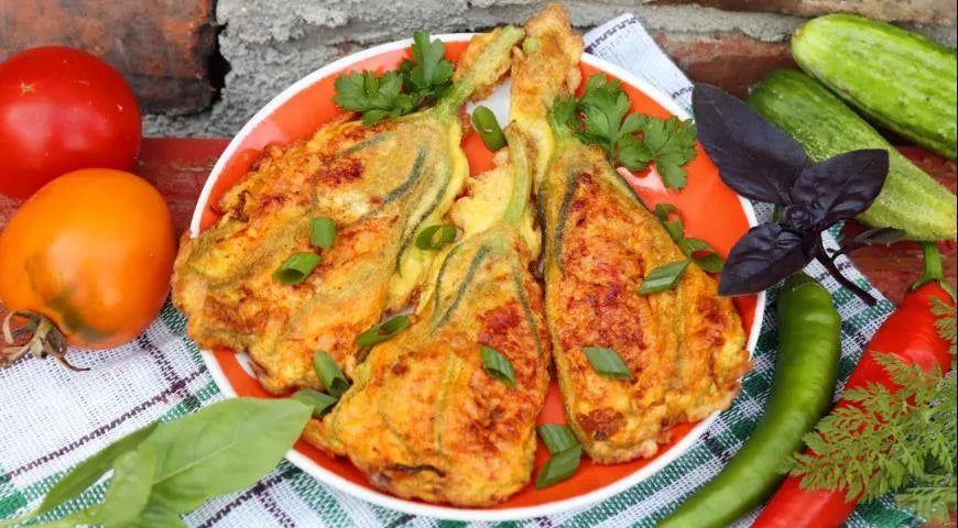 Stuffed Zucchini Flowers with Meat and Cheese - Walfosbrand.com