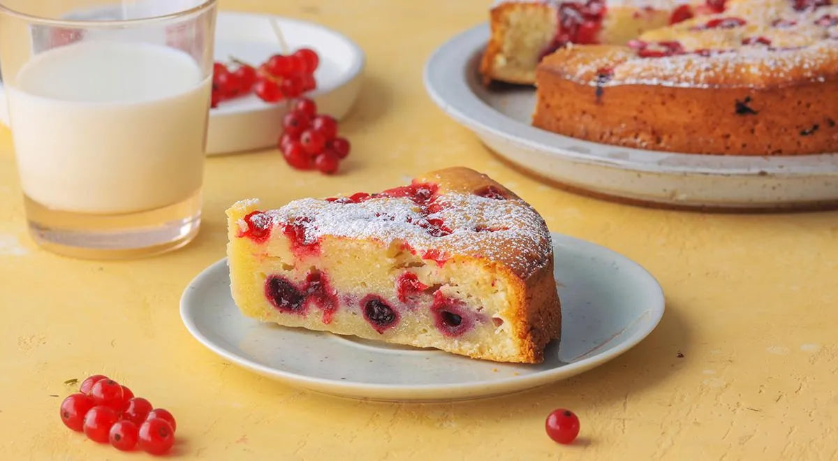 No-Yeast Berry Pie with Red and Black Currants - Walfosbrand.com