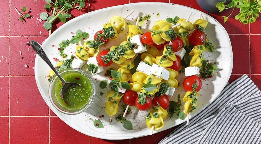 Pelmeni Skewers with Tomatoes and Cheese - Walfosbrand.com