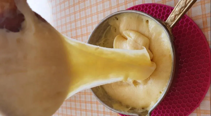 Turkish Mıhlama Cheese Sauce: A Luxurious Melted Cheese Dip (Kuymak) - Walfosbrand.com