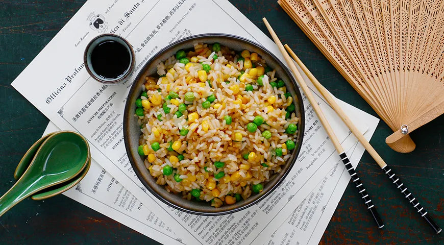 Fried Rice with Green Peas and Corn: A Quick and Colorful One-Pan Wonder - Walfosbrand.com