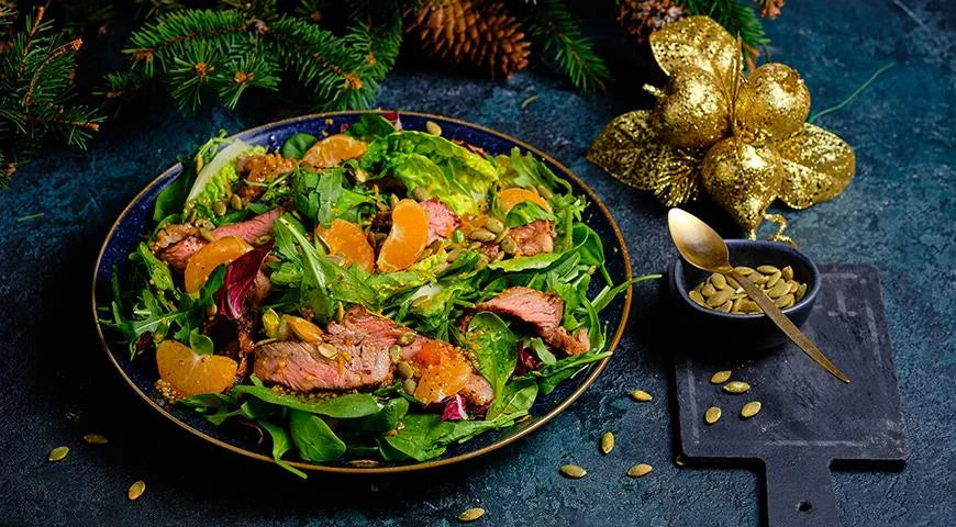 New Year's Salad with Mandarins and Herb-Crusted Steak - Walfosbrand.com