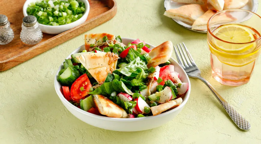 Fattoush Salad with Fried Flatbread - Walfosbrand.com