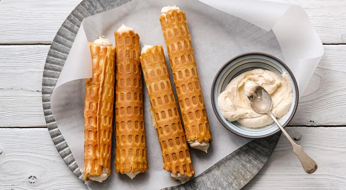 Crispy Waffle Tubes with Silky Vanilla Custard - Walfosbrand.com