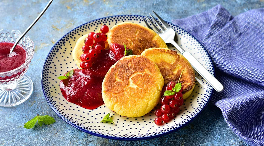 Corn Syrniki (Russian Cottage Cheese Pancakes) - Walfosbrand.com