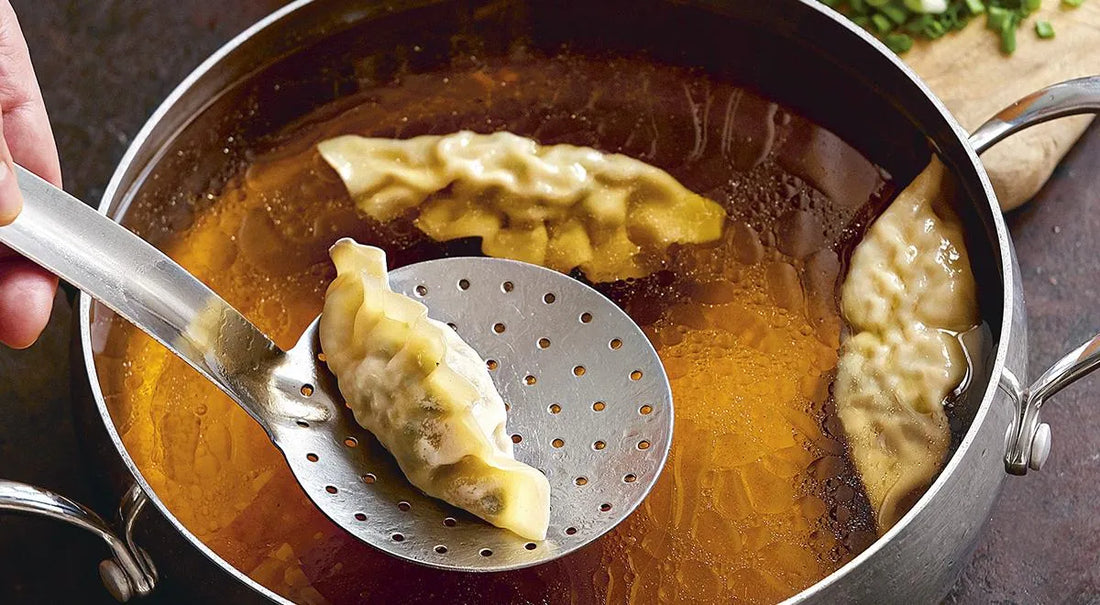 Dumpling Soup with Chicken Broth and Asian Flavors - Walfosbrand.com