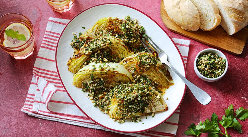 Fried Cabbage with Spicy Dressing and Nuts - Walfosbrand.com