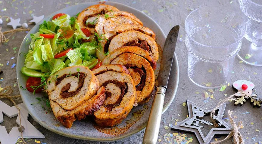 Turkey Breast Roulade with Sun-Dried Tomatoes and Smoked Paprika - Walfosbrand.com